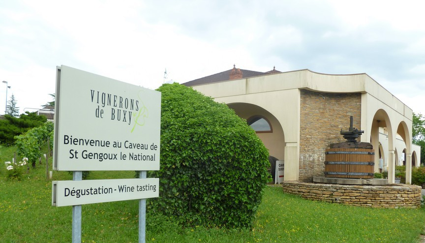 De dependance van Vignerons de Buxy in Saint-Gengoux-le-National (Wijn uit Bourgogne)
