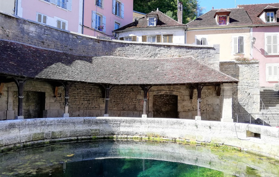 Tonnerre en zijn Fosse Dionne (Wijn uit Bourgogne)